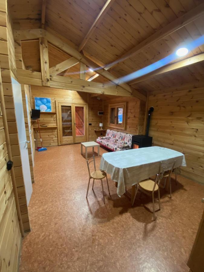 Bungalow & Camping Fuente De Regrustan Graus Eksteriør bilde